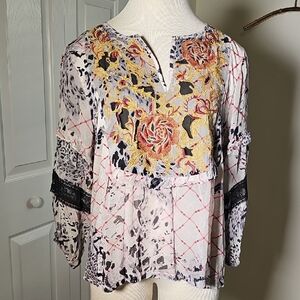Anthropologie Floral Embroidered Women's Top. Meduim